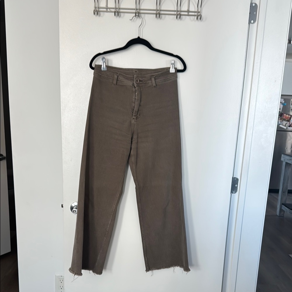 High-Waisted Brown Wide-Leg Jeans